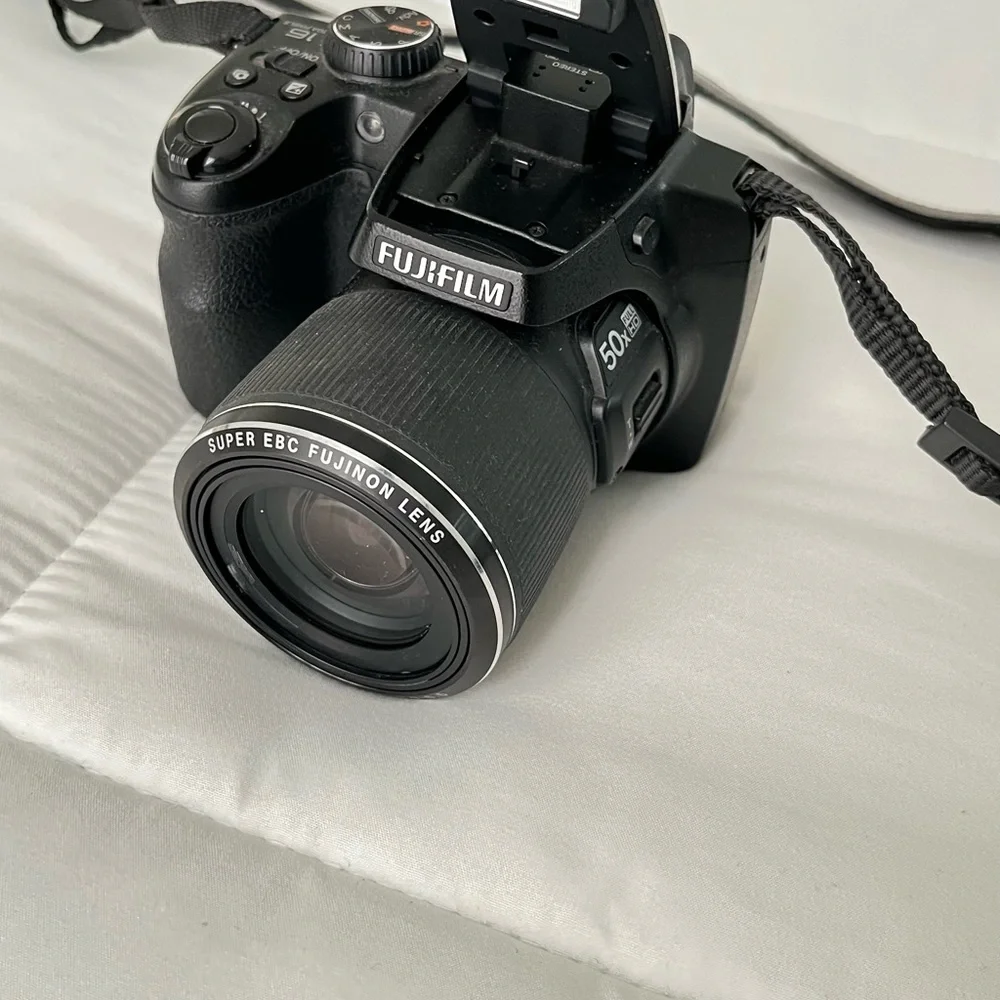 Fujifilm Black Professional Digital Camera